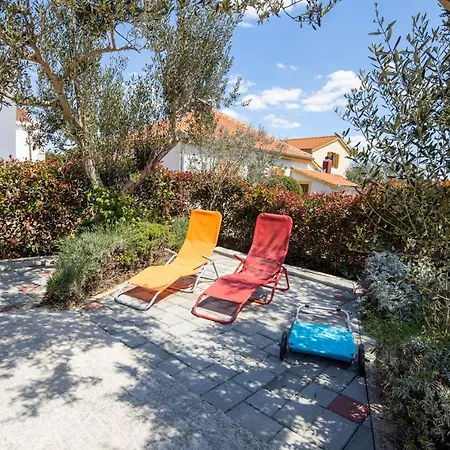 Apartment By The Sea - 8274 Pasman
