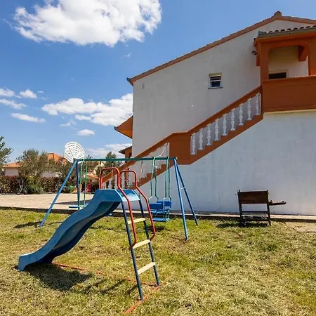 By The Sea - 8274 Apartment Pasman