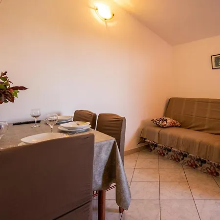 Appartement By The Sea - 8274 Pašman